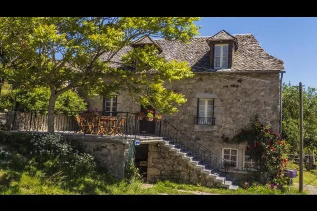 Le Casimir, Maison De Campagne A Estaing 0*, Estaing (Aveyron) Γαλλία